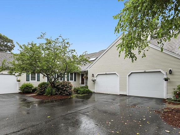 2nd image of 60 Pine Hill Blvd