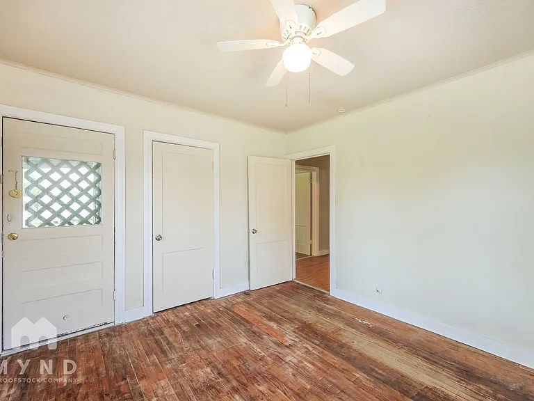 1322 Verbena St — Photo 16