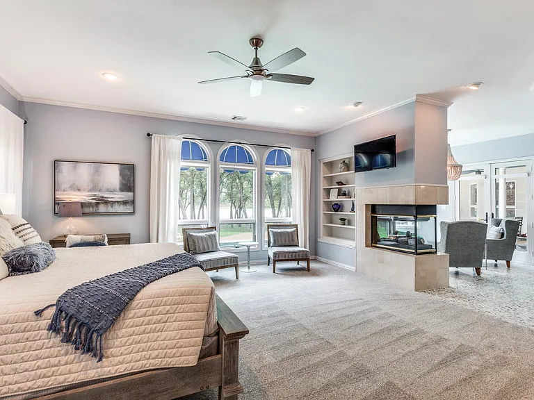 825 Carrie Ln — Photo 17