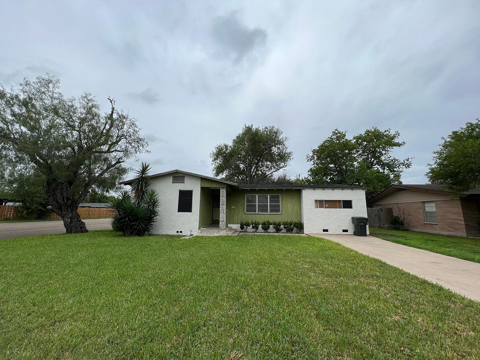 2026 E Bowie Ave, Harlingen, TX 78550 Zillow