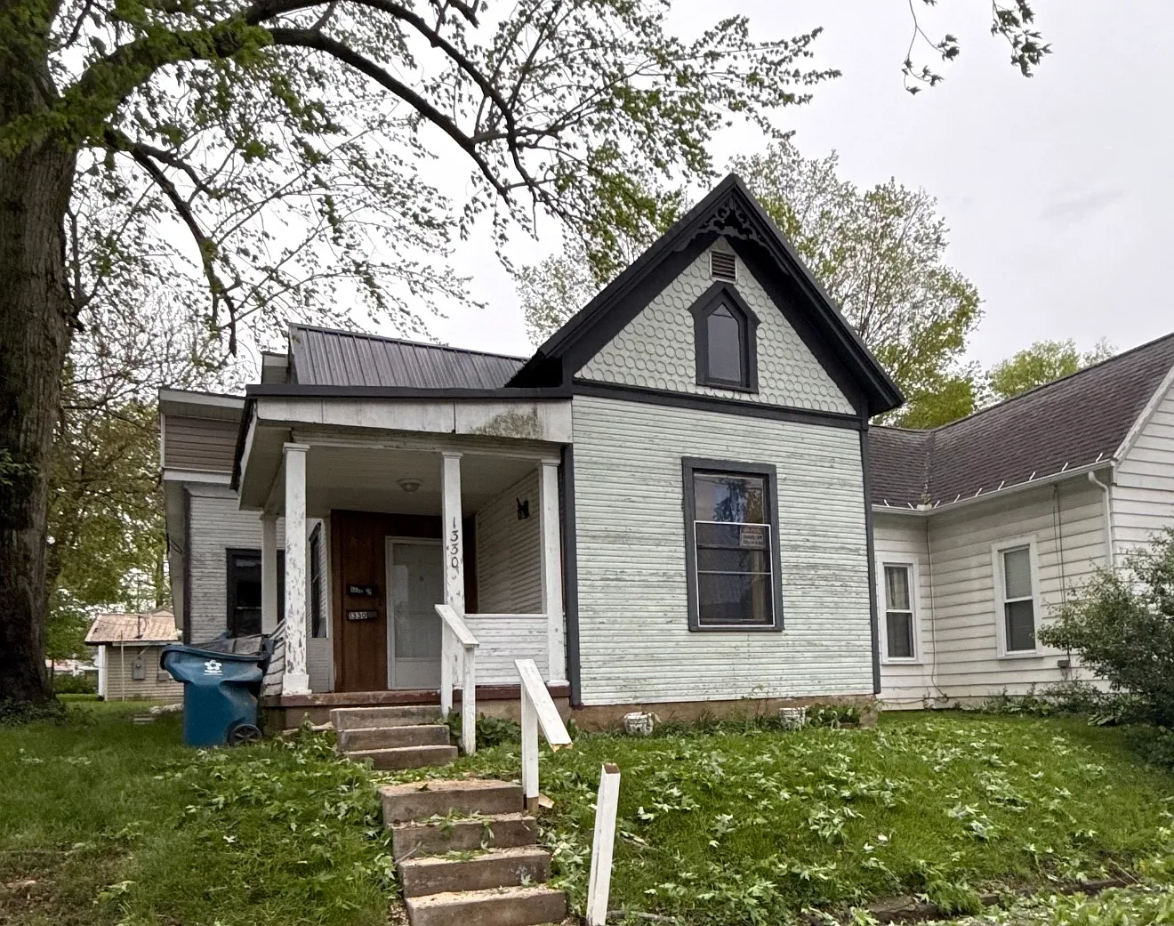 3 bed, $1,000 — Photo 1