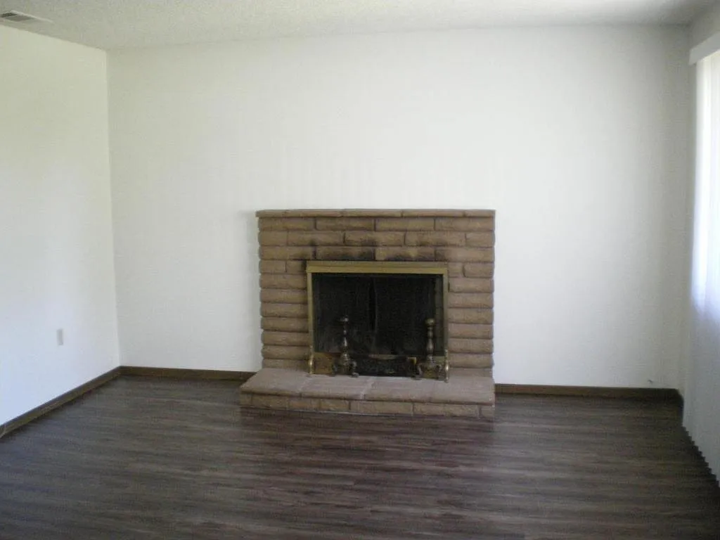 597 Montebello Place — Photo 3