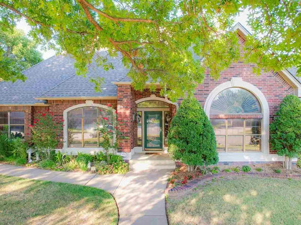 3101 Cadet Rd, Ponca City, OK 74604