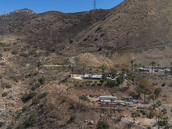 2nd image of 11296 Marguerite Canyon Rd
