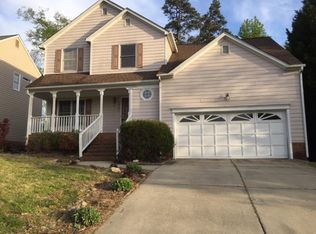 4905 Crofton Springs Ct, Greensboro, NC 27407