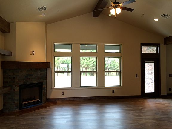 3rd image of 13025 Jasmine Ln