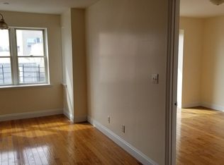 814 40th St APT 5B, Brooklyn, NY 11232