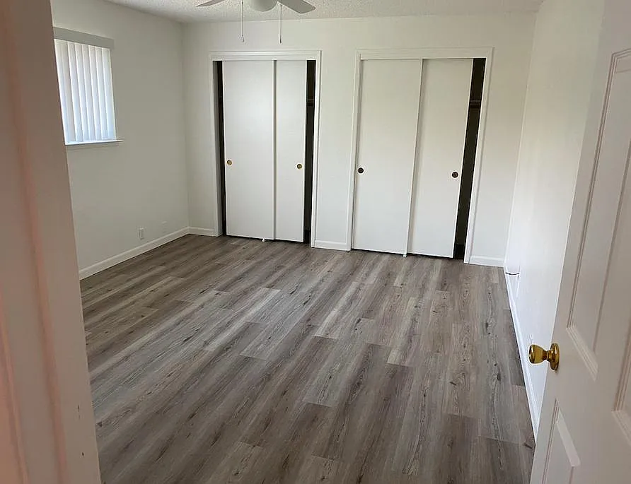 3 bed, 950 sqft, $1,600 — Photo 3