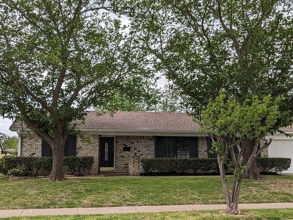 1st image of 2910 Lowell Dr