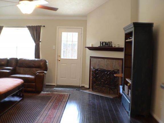 3rd image of 28803 Pine Forest Dr