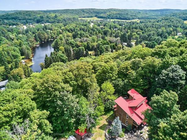 869 N Mary Lake Rd, Town Of Huntsville, ON P1H 1S4