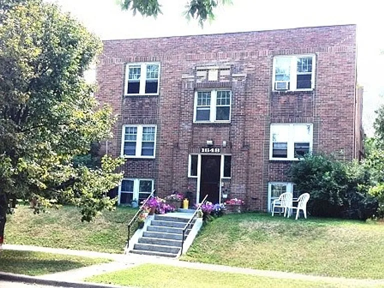1648 Charles Ave — Photo 5