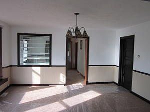 4th image of 327 S 4th St