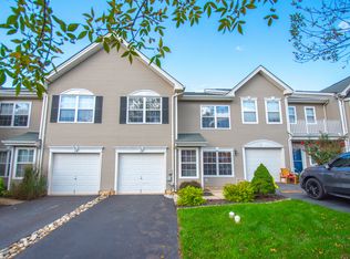 505 Musket Ct, Collegeville, PA 19426