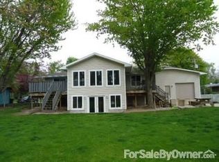 9706 Allen Ct, South Haven, MI 49090
