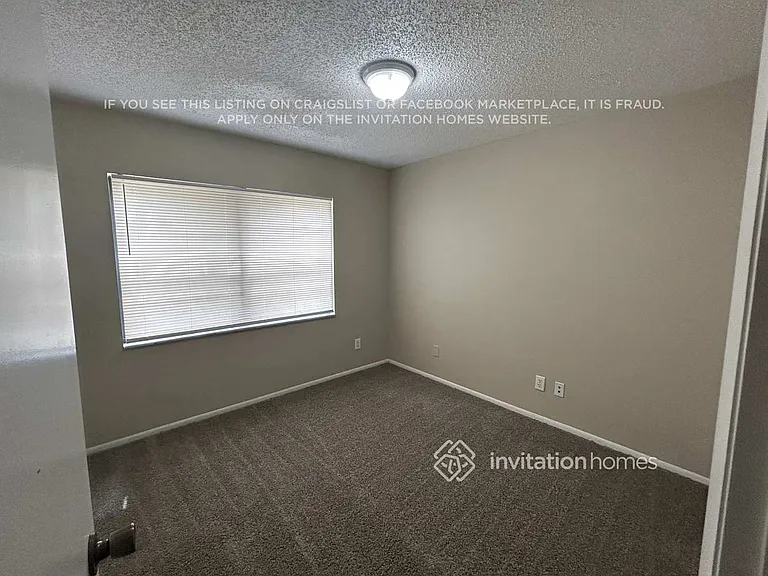 2501 E Timberlane Dr — Photo 7