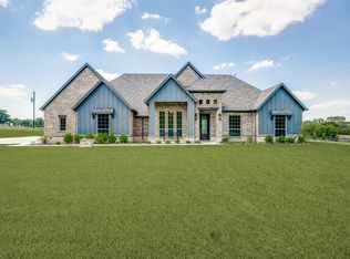 465 Hlavek Rd, Decatur, TX 76234