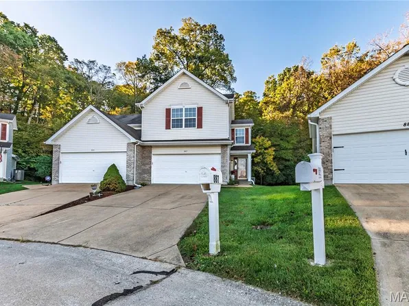 887 Caleb Xing, Fenton, MO 63026