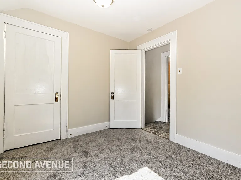 1506 Freemont St — Photo 13