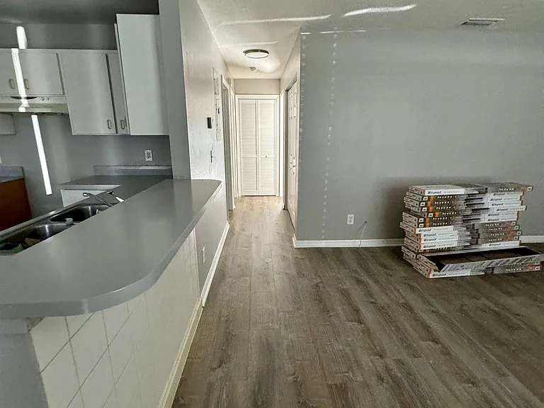 1702 Palmetto Ct — Photo 5