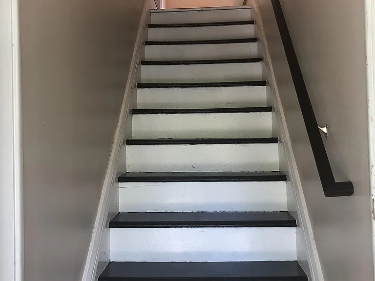 41 W Main St — Photo 11