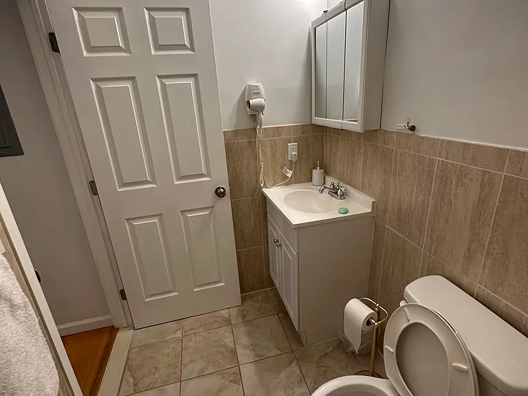 39 Throop Ave #101 — Photo 10