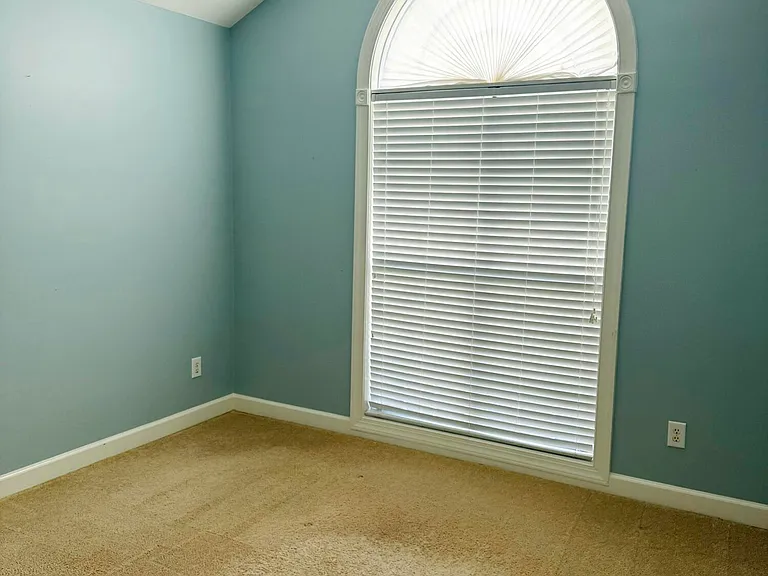 125 Rama Ct — Photo 15