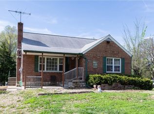 5307 Yecker Ave, Kansas City, KS 66104