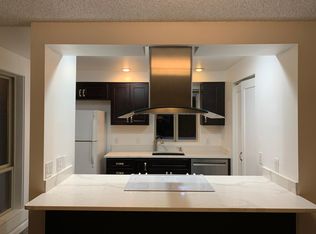 919 11th St, Bellingham, WA 98225