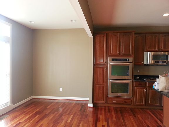 5th image of 2685 Helmsman Ln