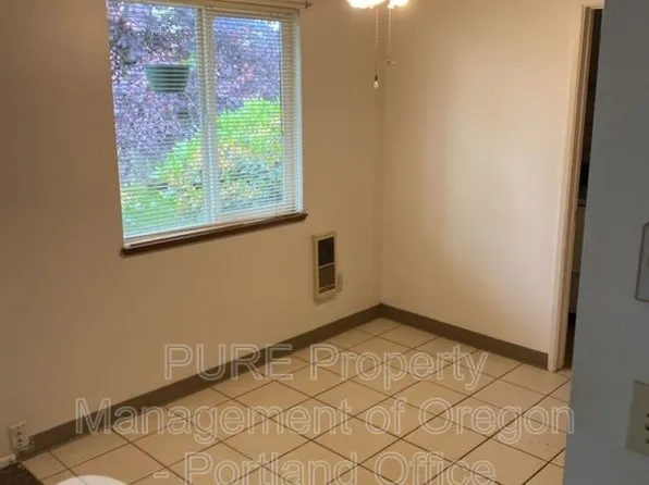 1725 SE 5th St, Gresham, OR 97080