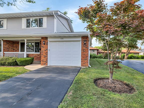 2nd image of 126 Queens Ct