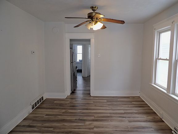 3rd image of 2099 Niagara St #A