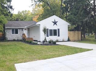 4867 Royalwood Rd, North Royalton, OH 44133