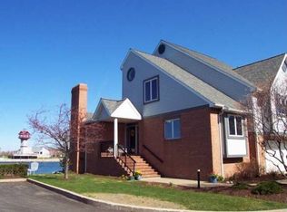 9 Niagara Pier, Erie, PA 16507