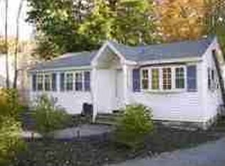 38 Gipp Rd, Albany, NY 12203