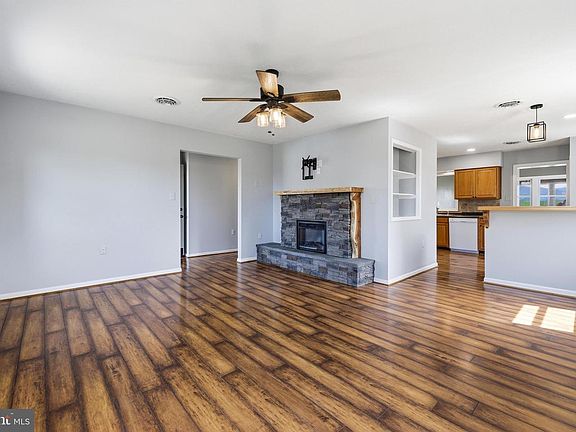 5th image of 3 Cedar Dr