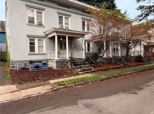 261 Henrietta St, Rochester, NY 14620