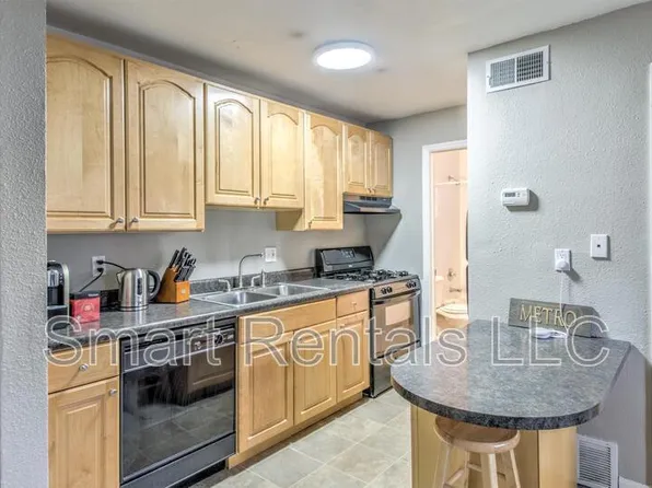 3850 Park Ave, Saint Louis, MO