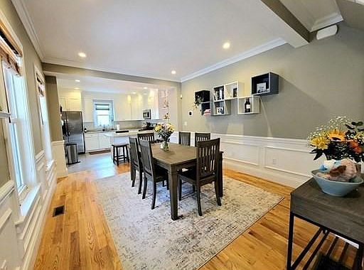 4th image of 17 Pleasant St Unit 17