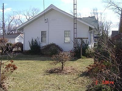 3rd image of 443 Wiltshire Blvd