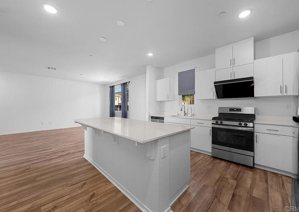 1st image of 5215 Surfwalk Way #137