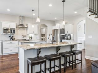 8325 Turnbull Dr, Pleasant View, TN 37146