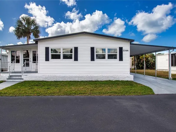2266 Piazza Dr #115, Sarasota, FL 34238