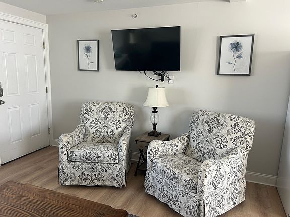 5th image of 18 Ocean Blvd #2