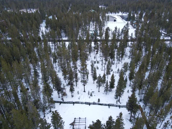 17088 Kingsburg Rd, Bend, OR 97707