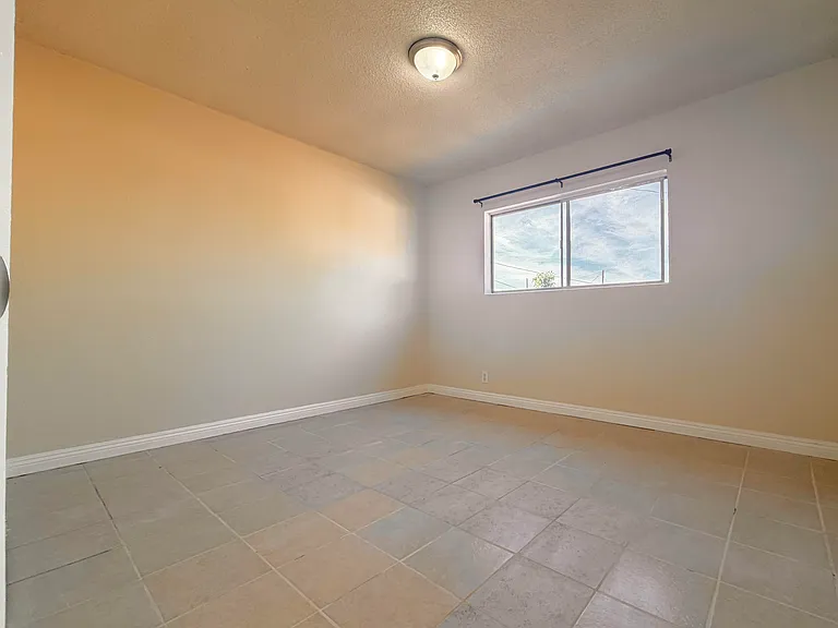 11426 McGirk Ave #D — Photo 7