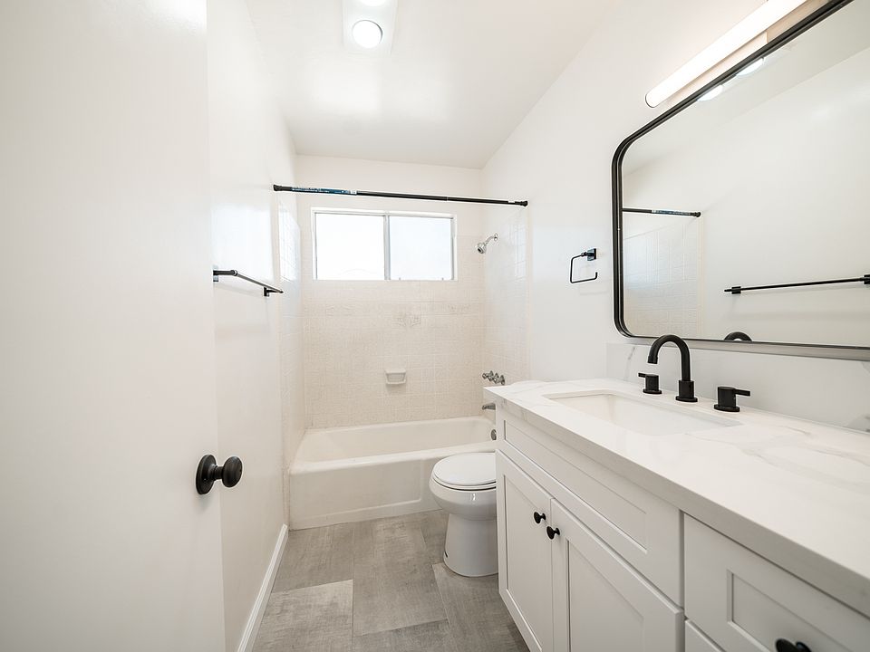 1st image of 4182 Texas St APT 6