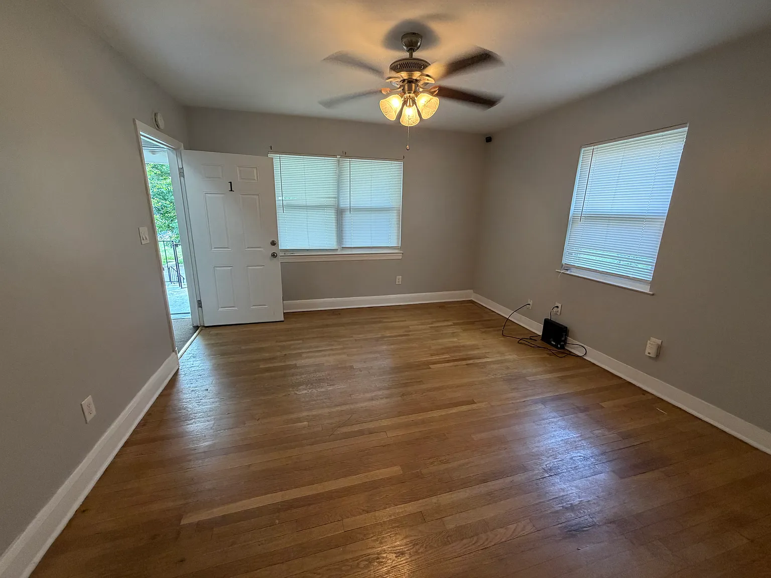 2 bed, 1250 sqft, $1,340 — Photo 1