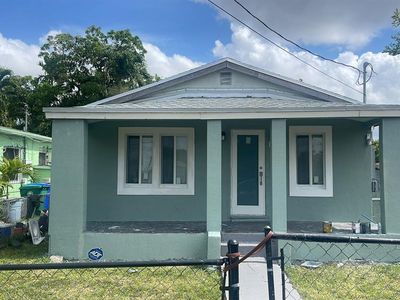 1546 NW 69th St, Miami, FL, 33147